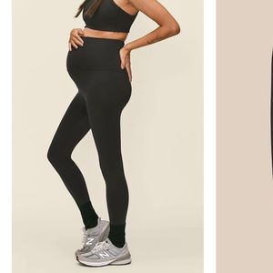 Girlfriend Collective Black Seamless Maternity Legging XS